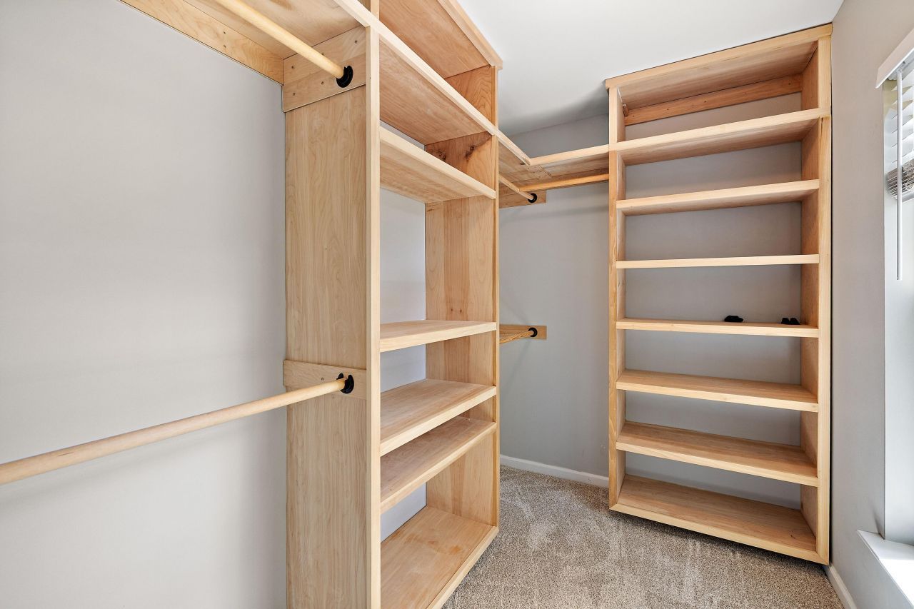 109 Shea Street Photo 13