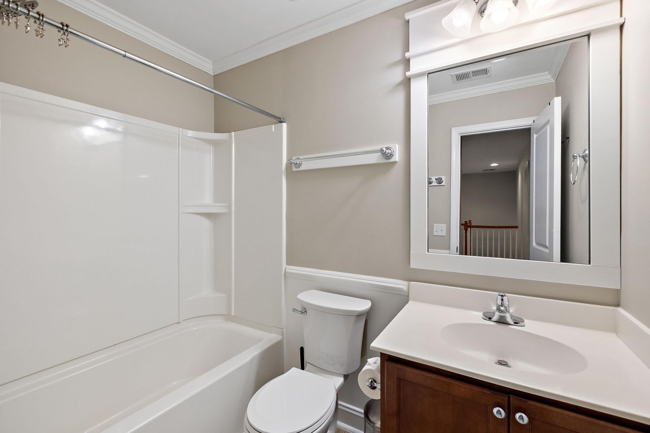 109 Shea Street Photo 18