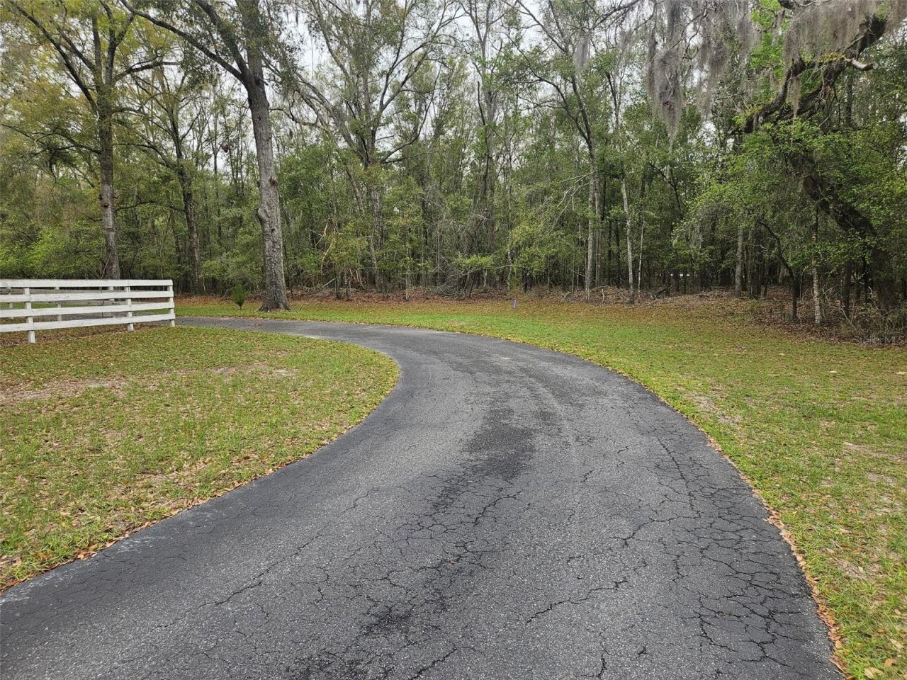 4250 NW 81st Lane, Bell, FL 32619 Photo