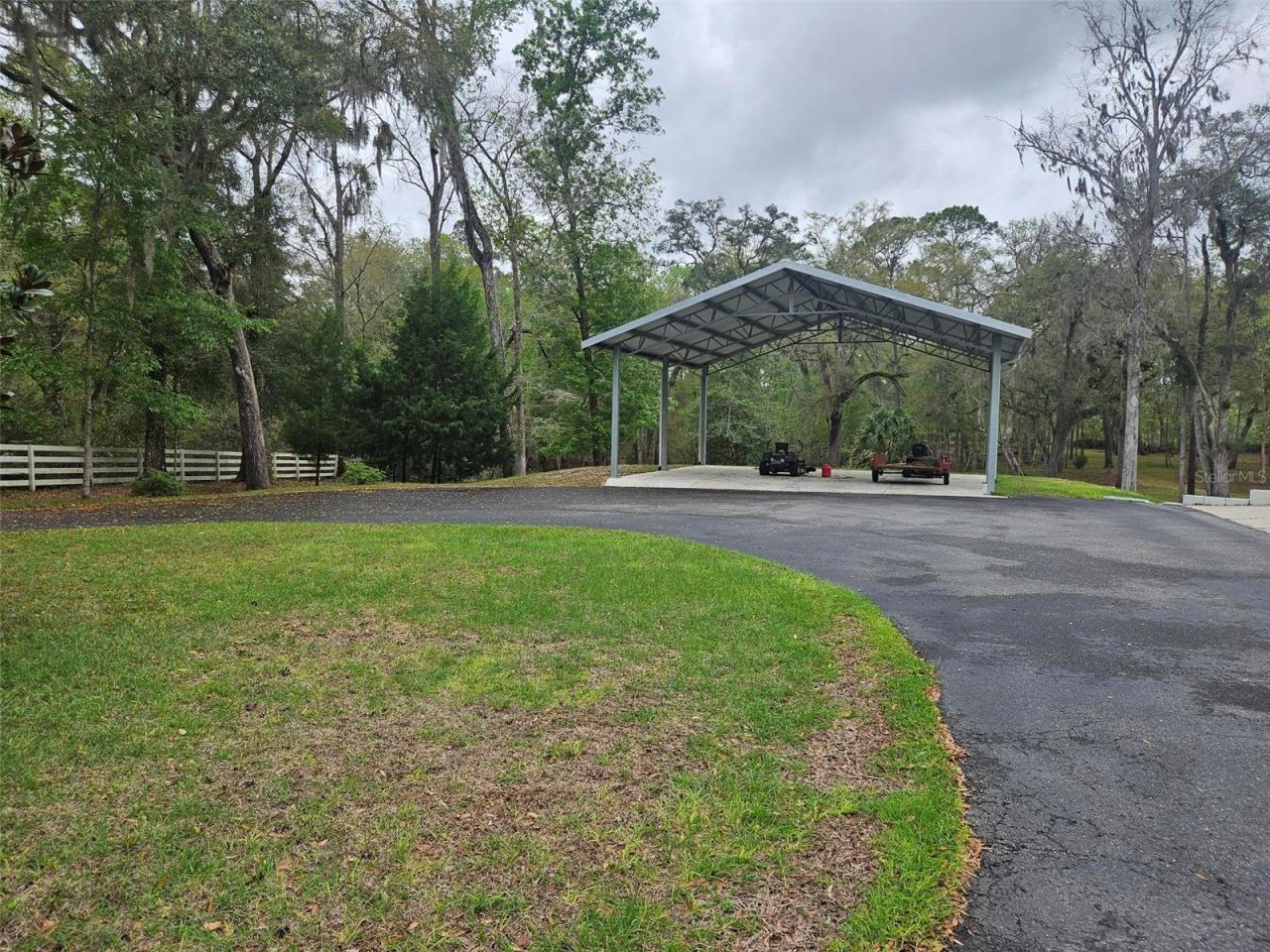 4250 NW 81st Lane, Bell, FL 32619 Photo