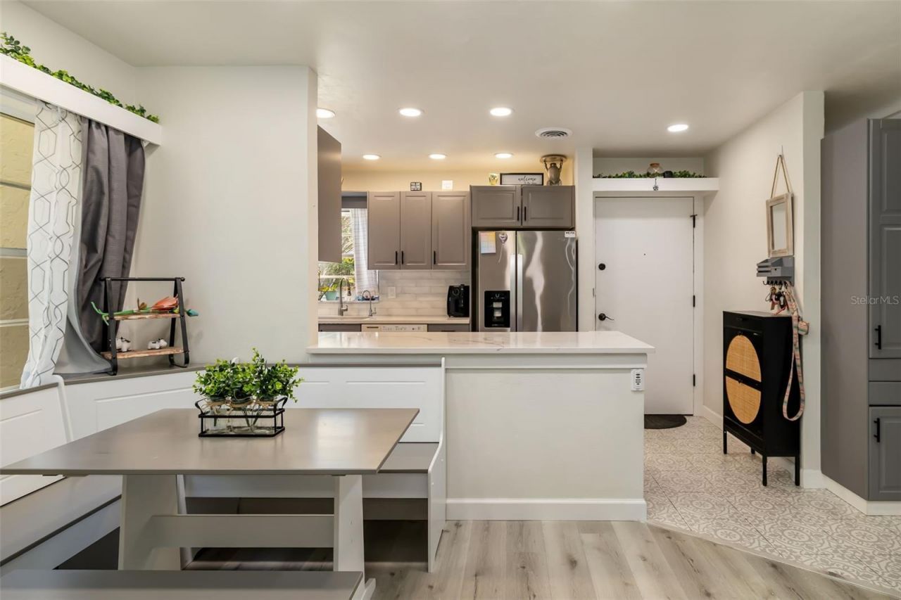 5023 Village Gardens Drive, Unit 29, Sarasota, FL 34234 Photo