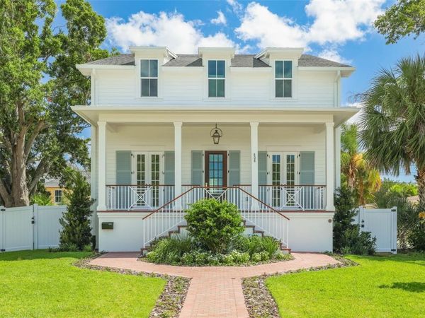 808 39TH AVENUE NE, ST PETERSBURG, FL 33703