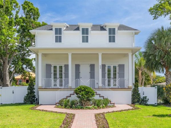 808 39TH AVENUE NE, ST PETERSBURG, FL 33703