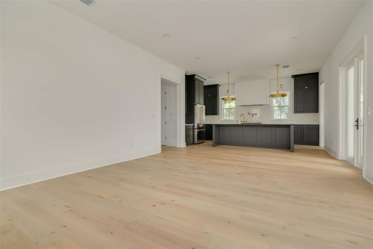 808 39th Avenue Ne, Saint Petersburg, FL 33703 Photo