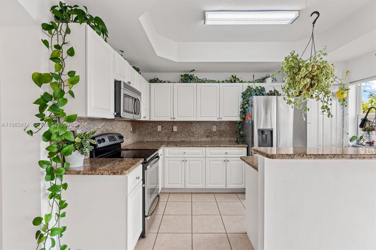 1086 SW 144th Ave, Unit 802, Pembroke Pines, FL 33027 Photo