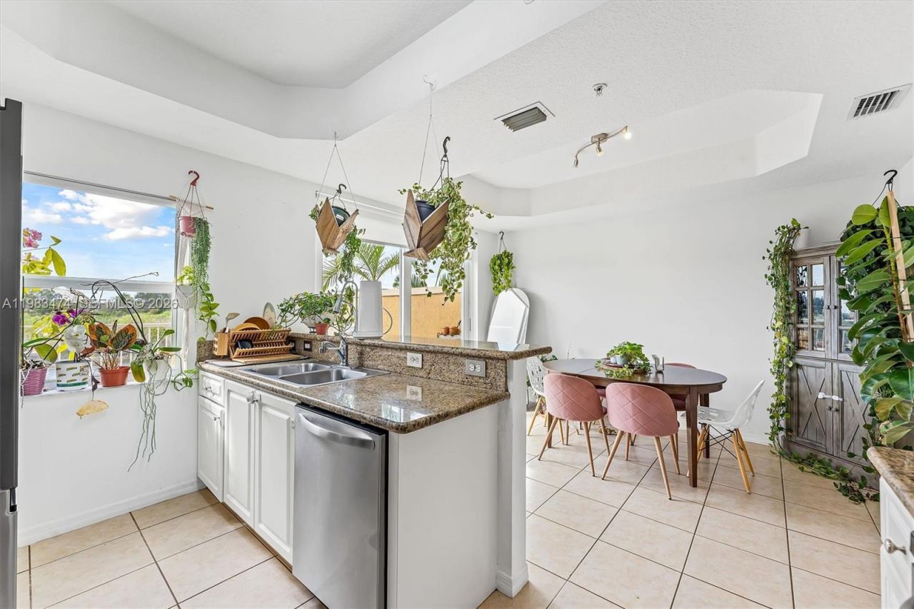 1086 SW 144th Ave, Unit 802, Pembroke Pines, FL 33027 Photo