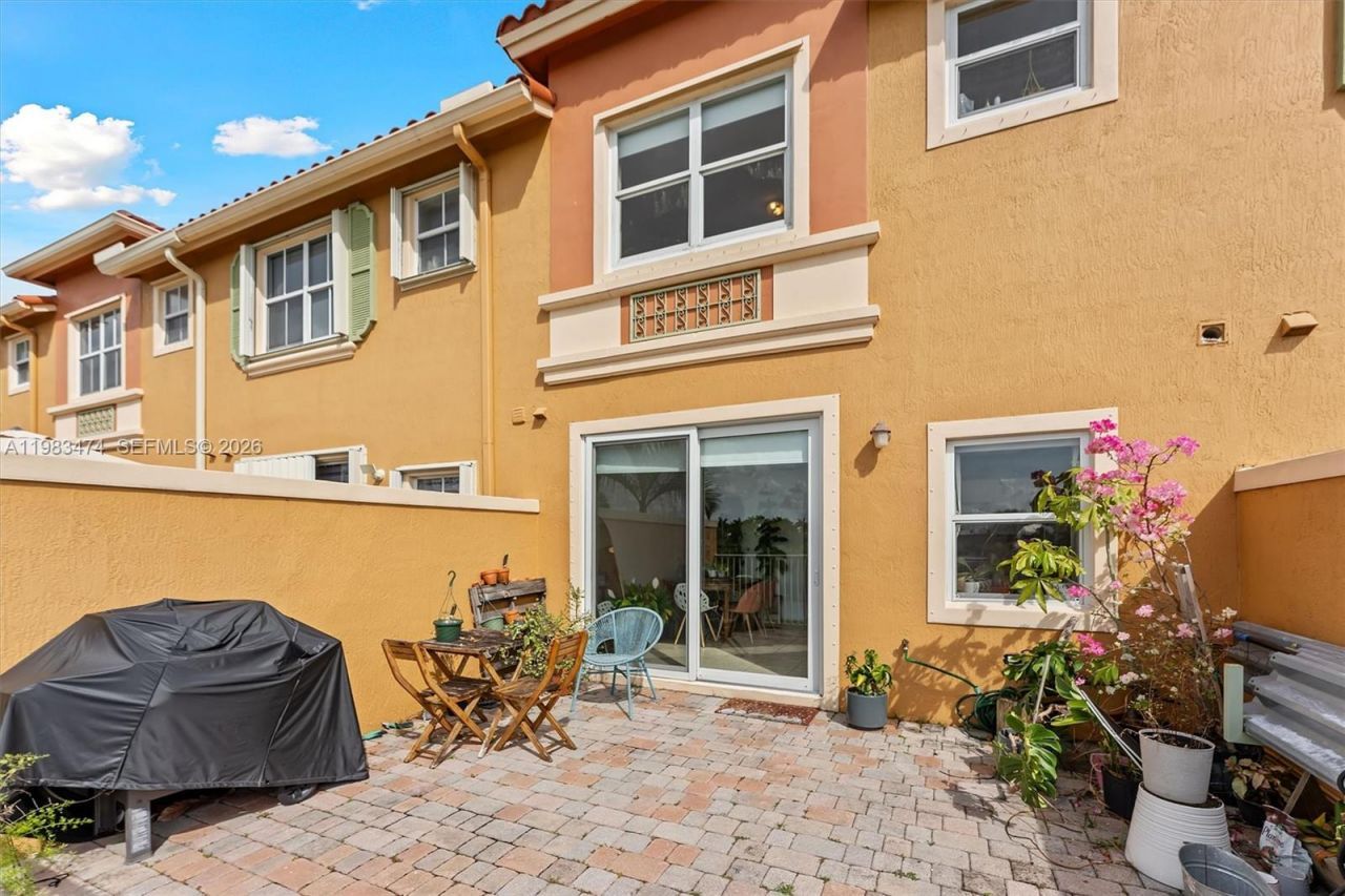 1086 SW 144th Ave, Unit 802, Pembroke Pines, FL 33027 Photo