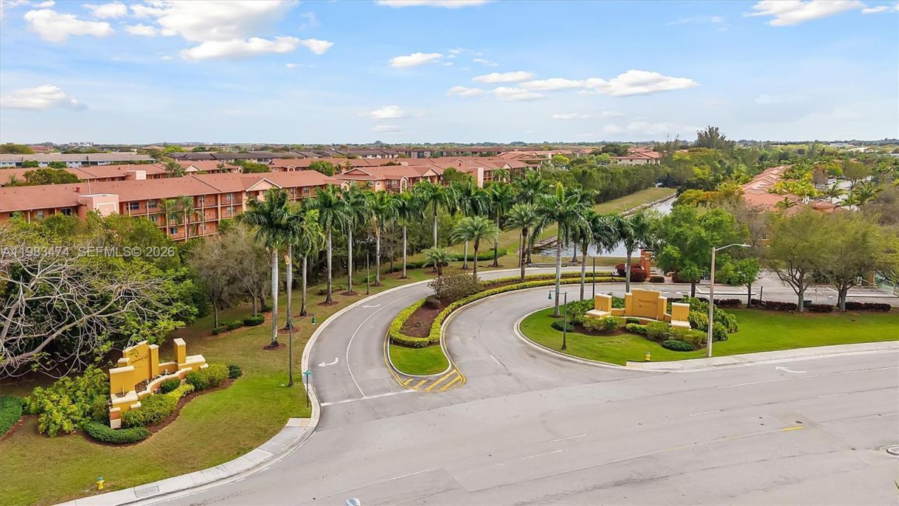 1086 SW 144th Ave, Unit 802, Pembroke Pines, FL 33027 Photo