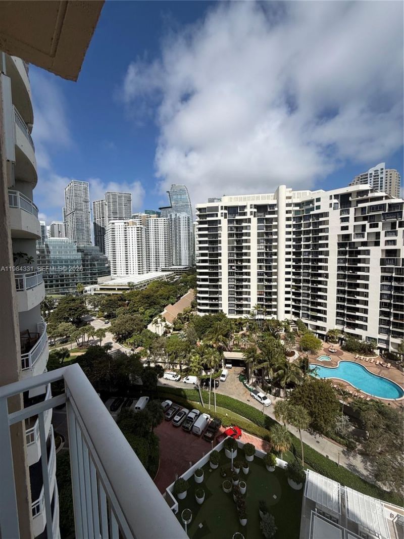 770 Claughton Island Dr, Unit 1611, Miami, FL 33131 Photo