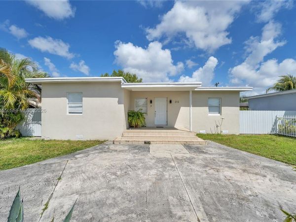 213 W 20th St , Hialeah, FL 33010