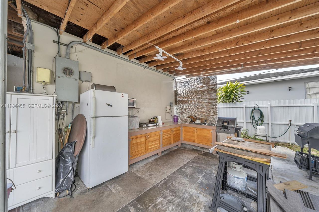 213 W 20th St , Hialeah, FL 33010 Photo