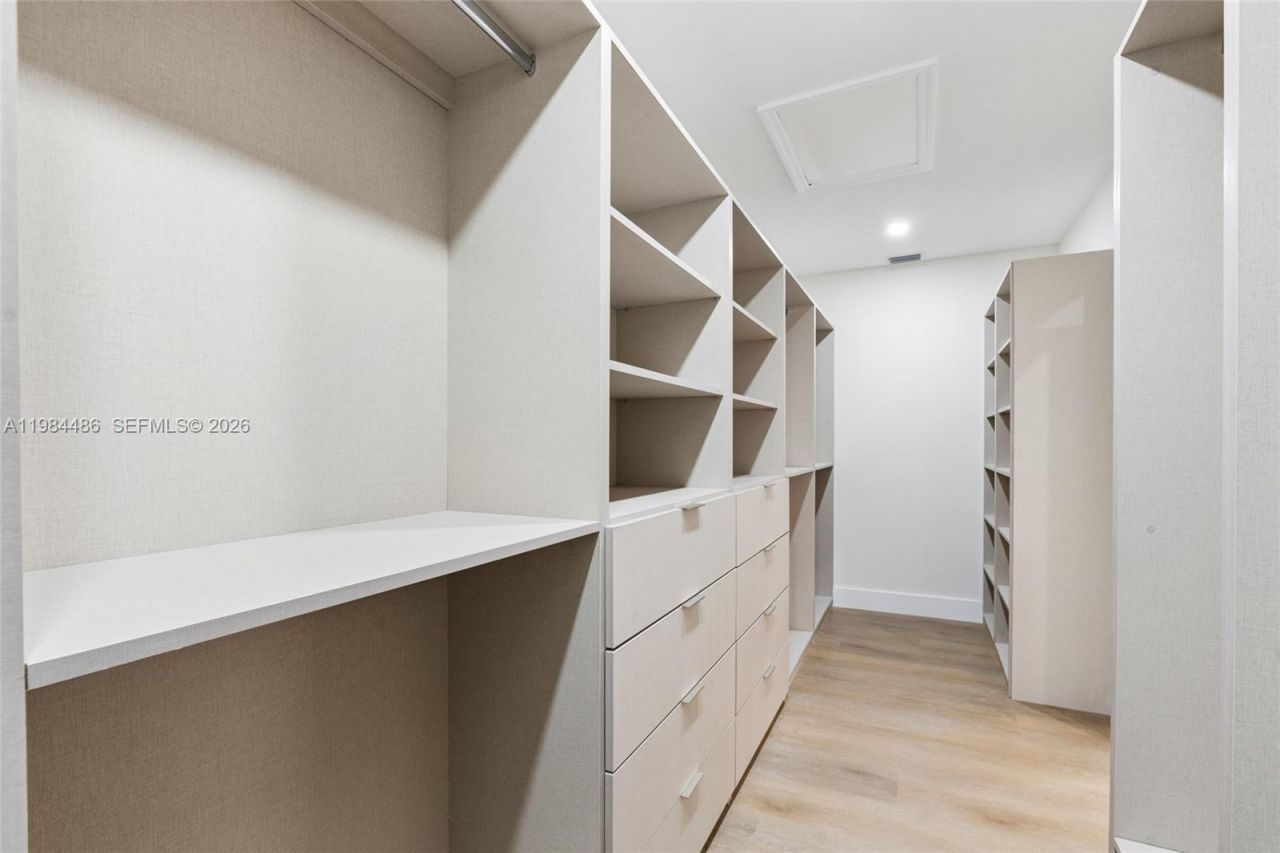 15174 SW 111th St , Miami, FL 33196 Photo