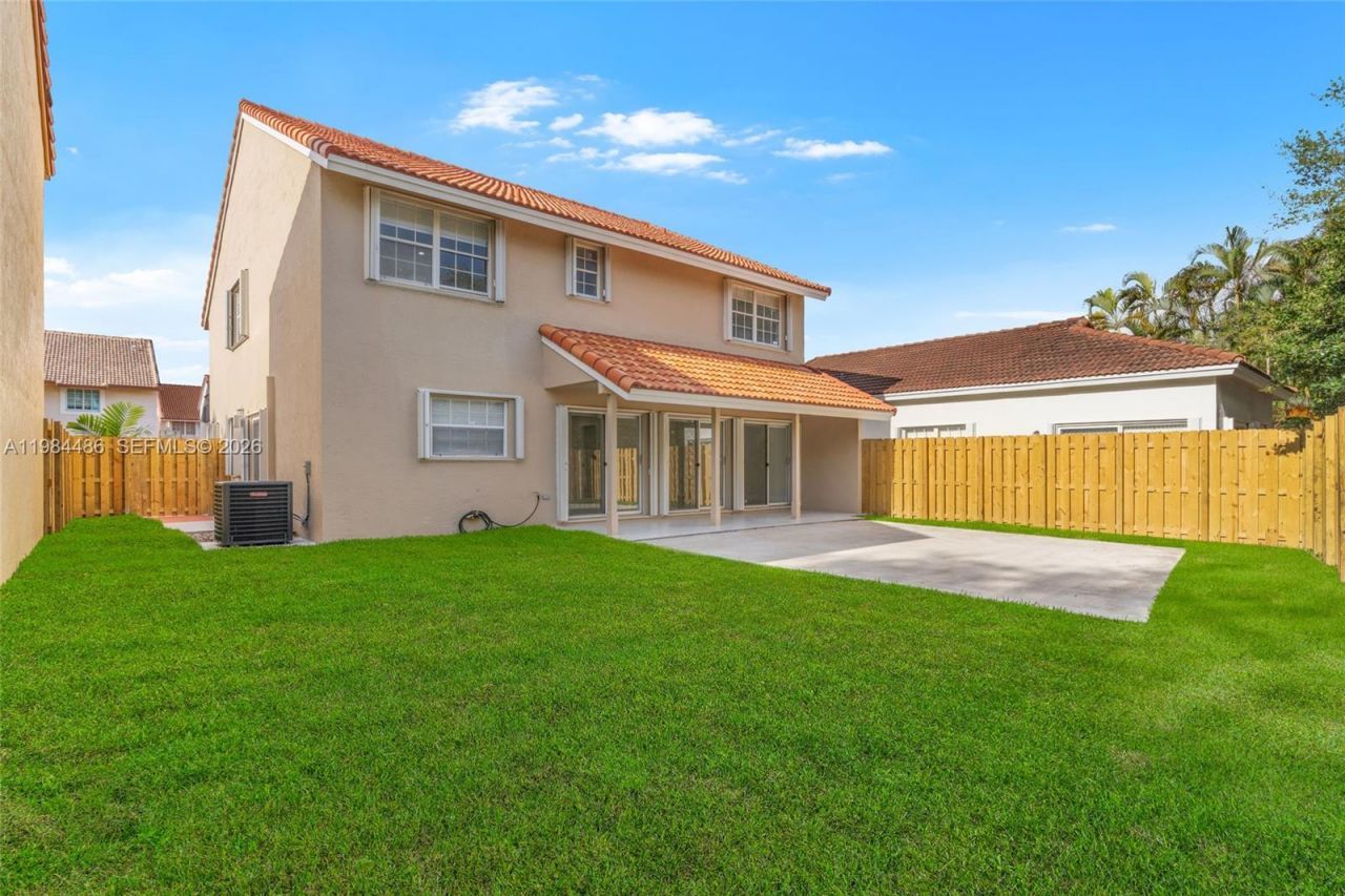 15174 SW 111th St , Miami, FL 33196 Photo