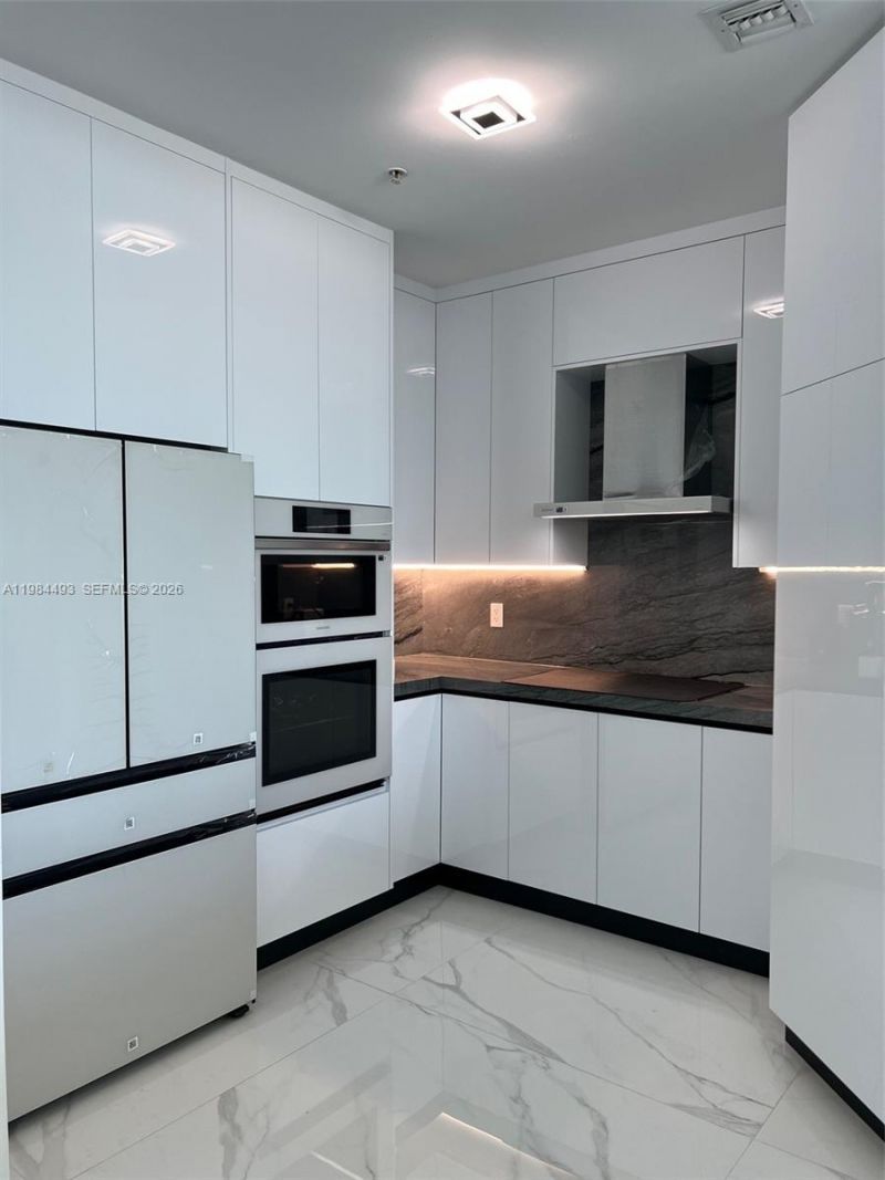 7910 Harbor Island Dr , Unit 1202, North Bay Village, FL 33141 Photo