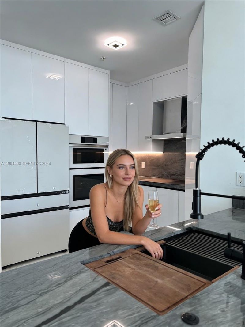 7910 Harbor Island Dr , Unit 1202, North Bay Village, FL 33141 Photo