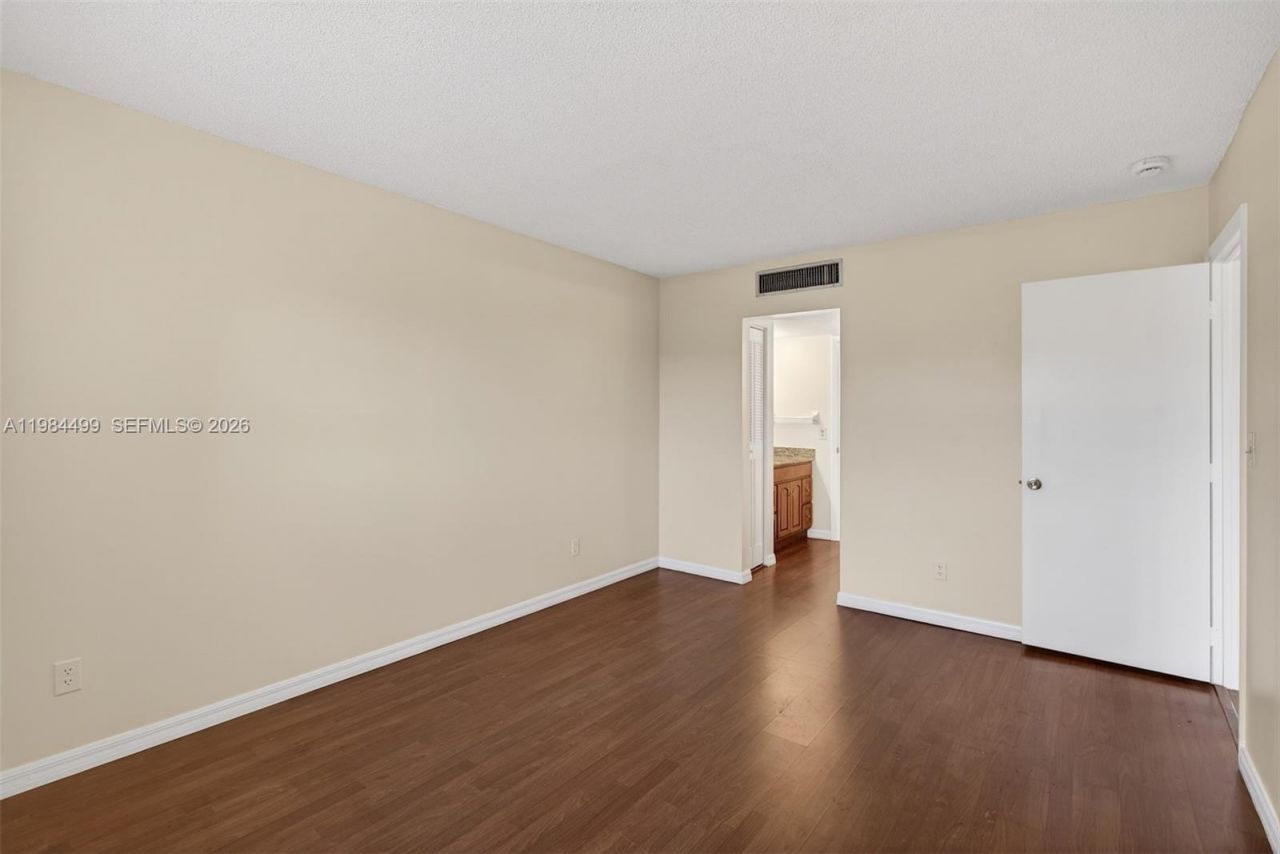 6070 NW 64th Ave, Unit 308, Tamarac, FL 33319 Photo