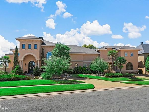 207 N Beach Drive, Bossier City, LA 71111