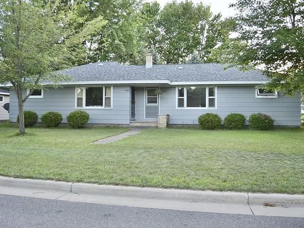 1302 S 5TH AVENUE, Unit 1304, Wausau, WI 54401