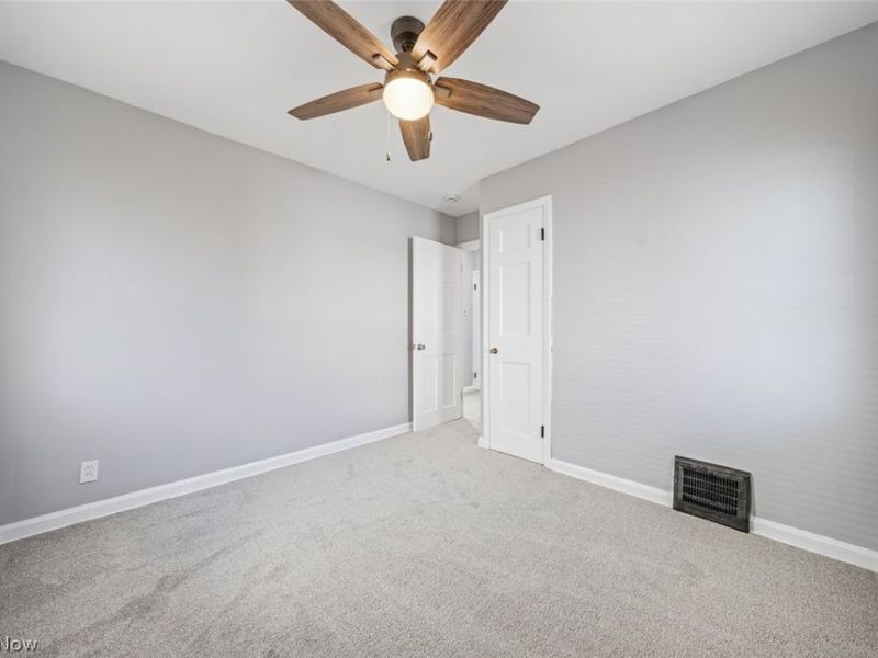 1206 Lander Road, Mayfield Heights, OH 44124 Photo 16