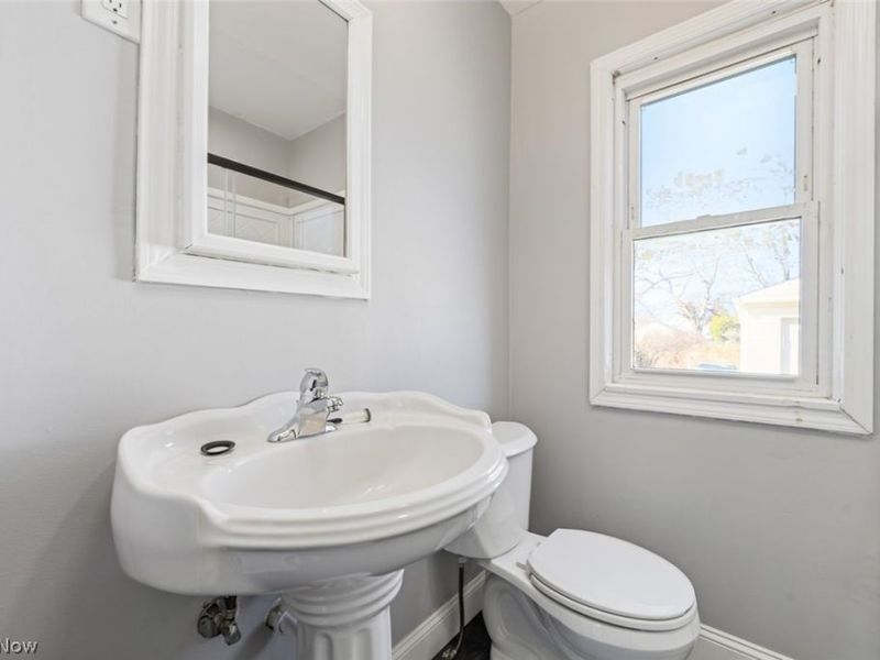 1206 Lander Road, Mayfield Heights, OH 44124 Photo 17