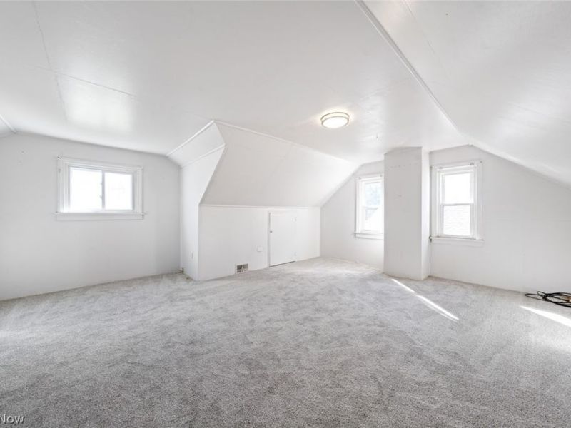 1206 Lander Road, Mayfield Heights, OH 44124 Photo 23