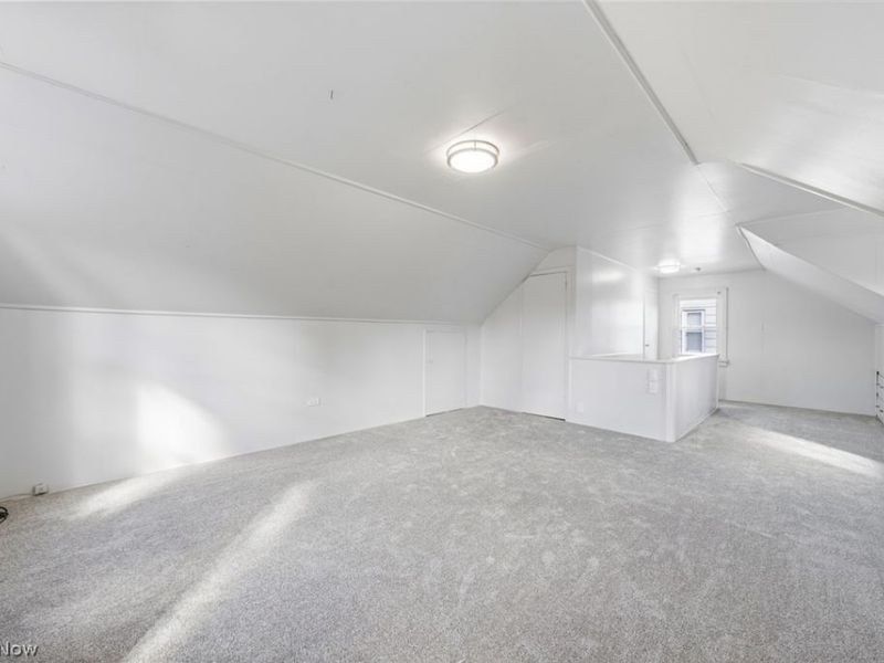 1206 Lander Road, Mayfield Heights, OH 44124 Photo 25