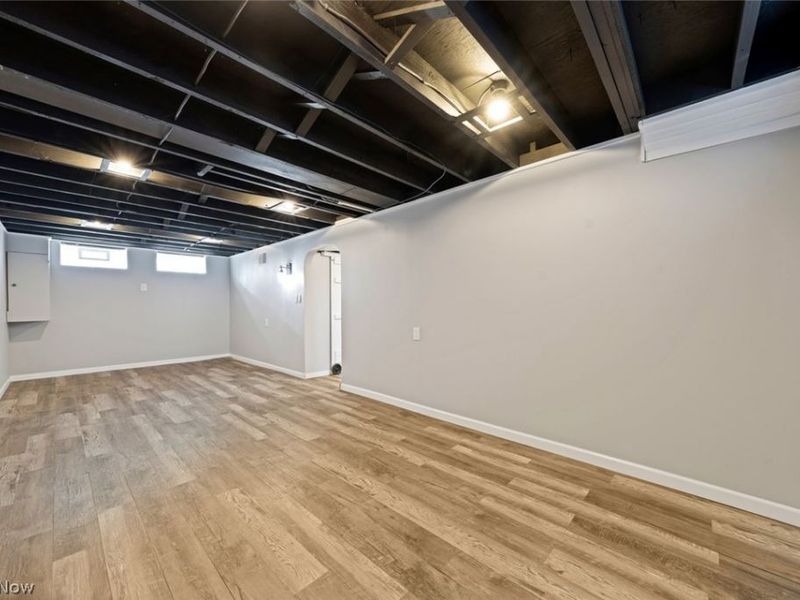 1206 Lander Road, Mayfield Heights, OH 44124 Photo 27