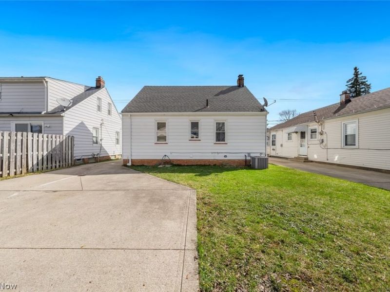 1206 Lander Road, Mayfield Heights, OH 44124 Photo 34