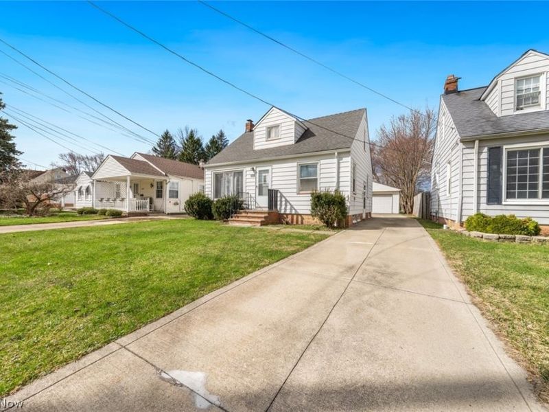 1206 Lander Road, Mayfield Heights, OH 44124 Photo 5