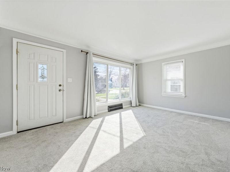 1206 Lander Road, Mayfield Heights, OH 44124 Photo 6