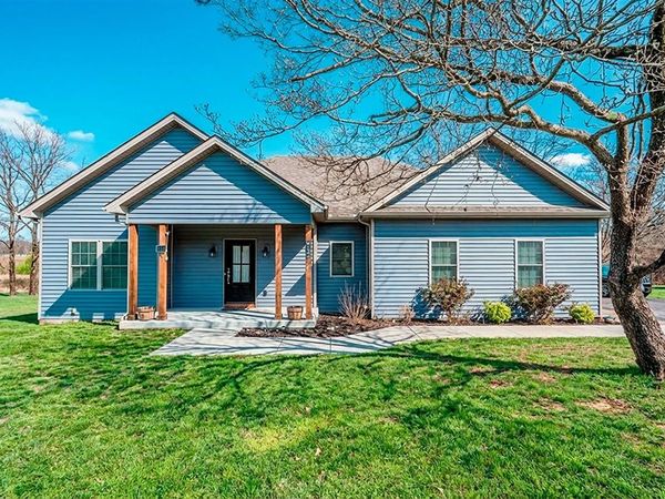 7648 Bowling Green Road, Scottsville, KY 42164