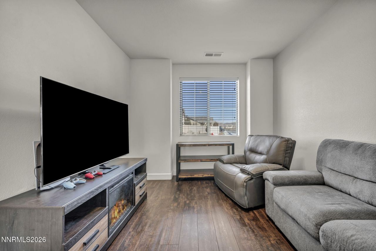 2426 Silver Maple Drive, Reno, NV 89521 Photo