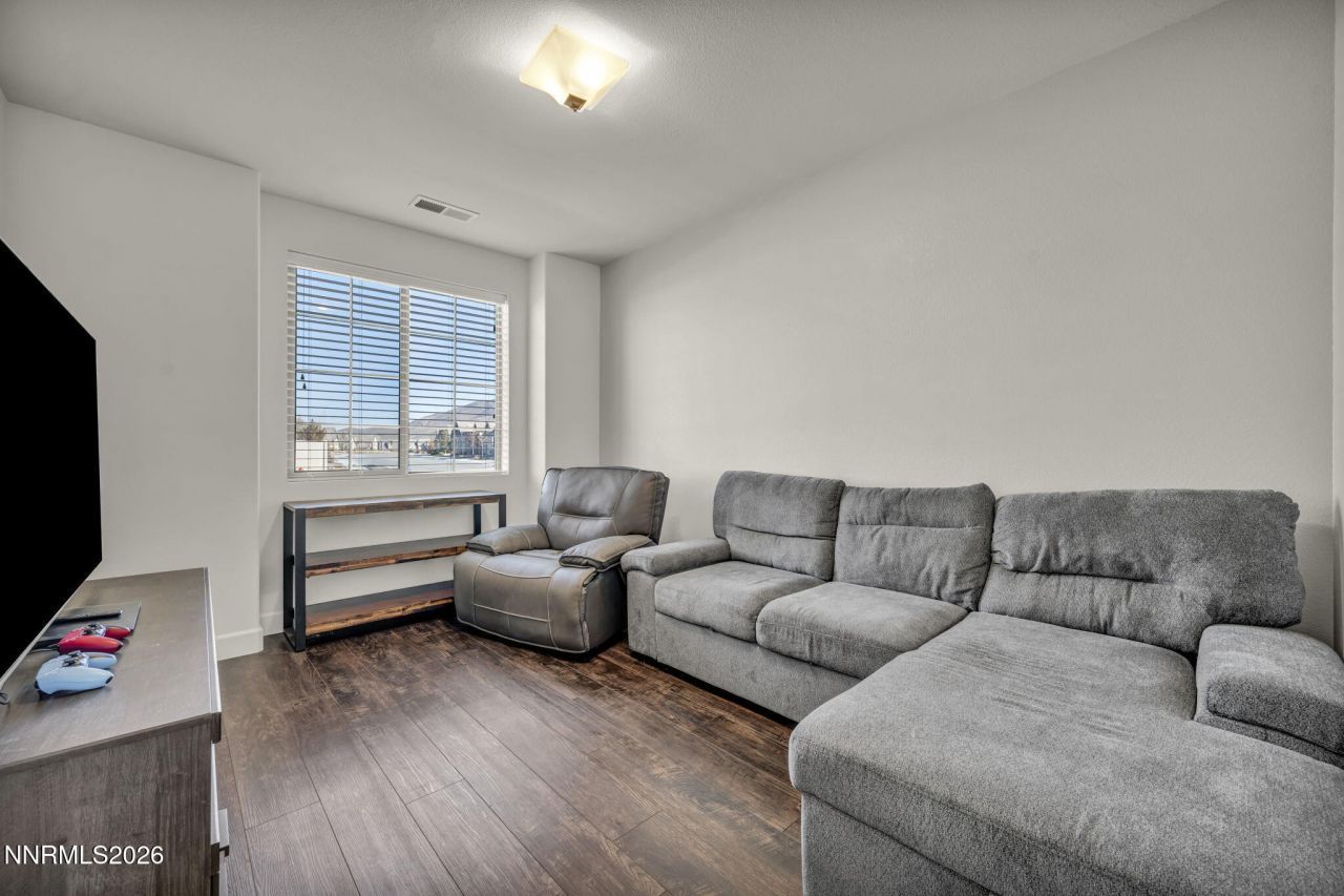 2426 Silver Maple Drive, Reno, NV 89521 Photo