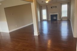 526 Bronze Drive photo 4