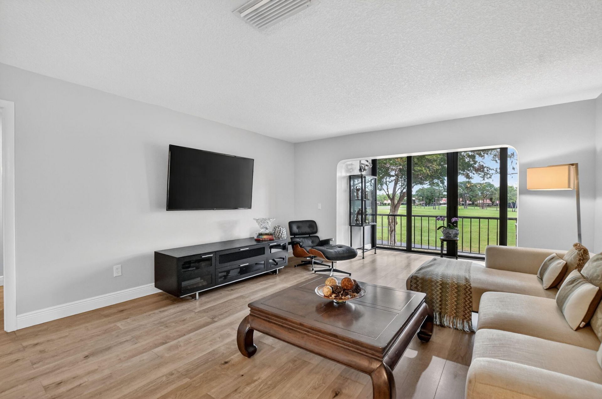21650 Juego Circle, Unit 24j, Boca Raton, FL 33433 Photo