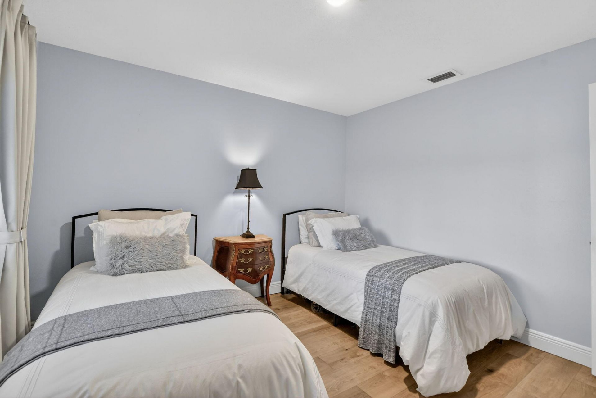 21650 Juego Circle, Unit 24j, Boca Raton, FL 33433 Photo