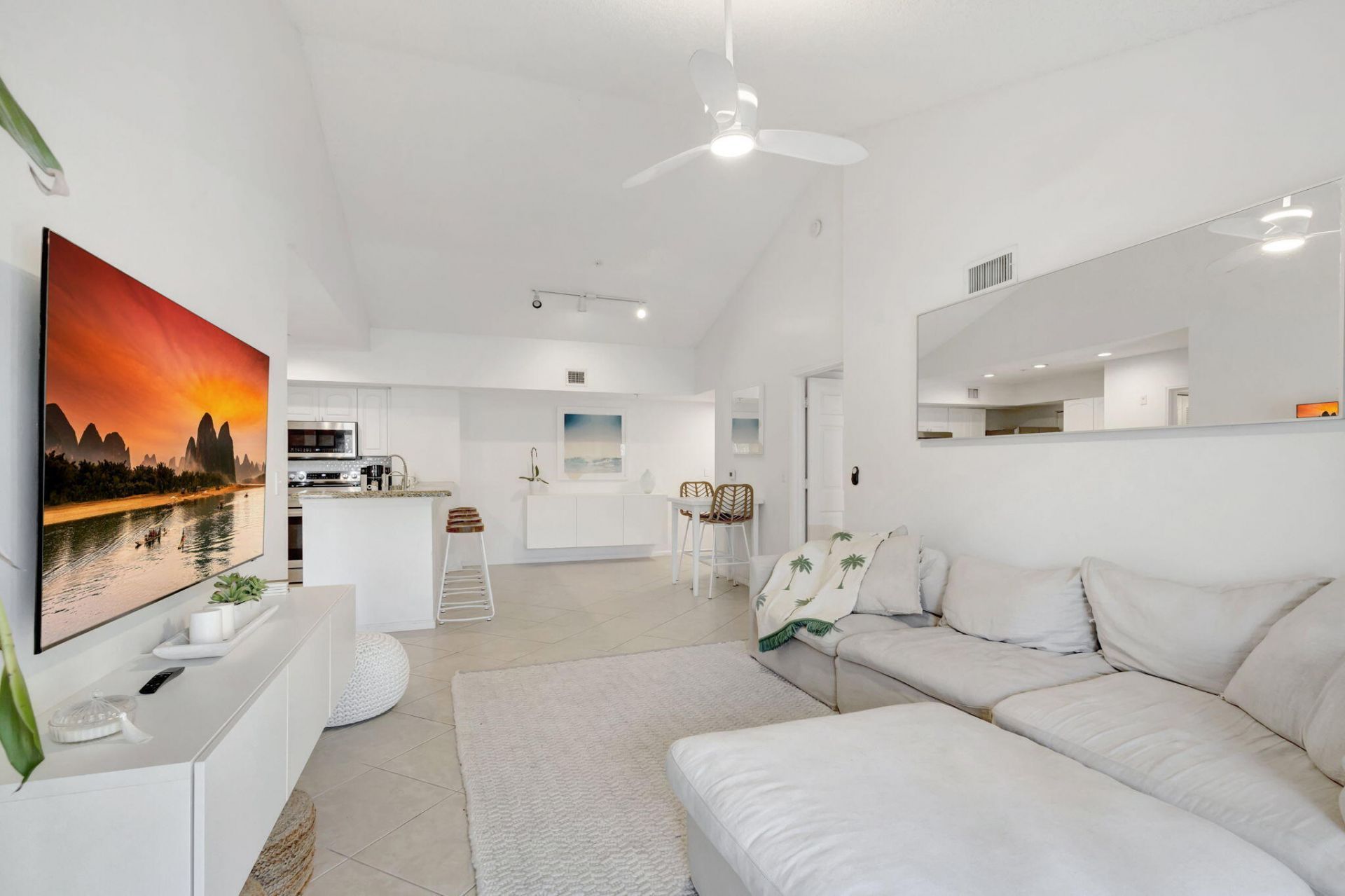 284 Village Boulevard, Unit 9307, Tequesta, FL 33469 Photo