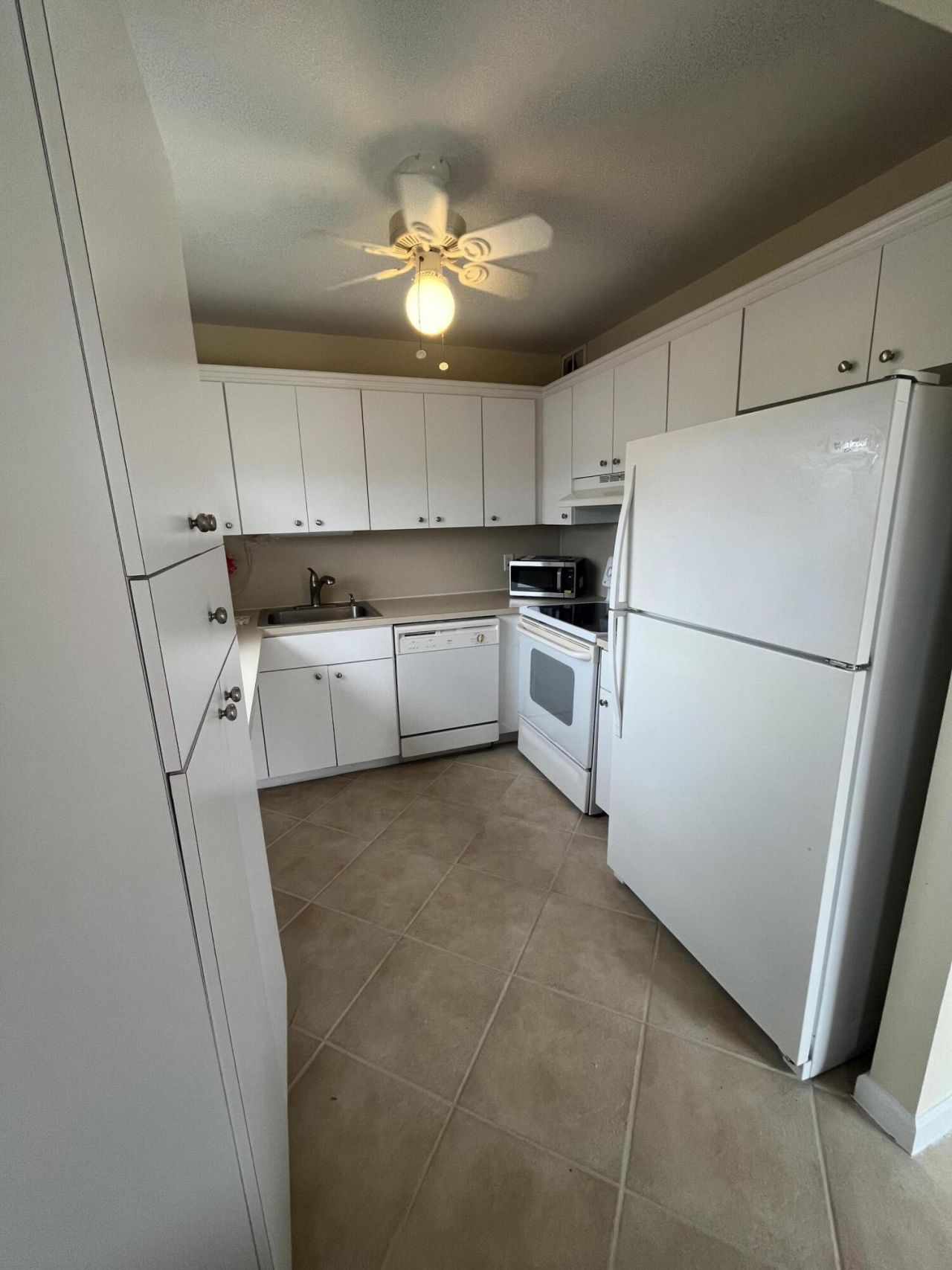 192 Monaco D, Delray Beach, FL 33446 Photo