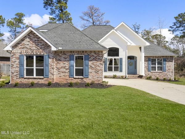 6465 Apelehama Road, Diamondhead, MS 39525