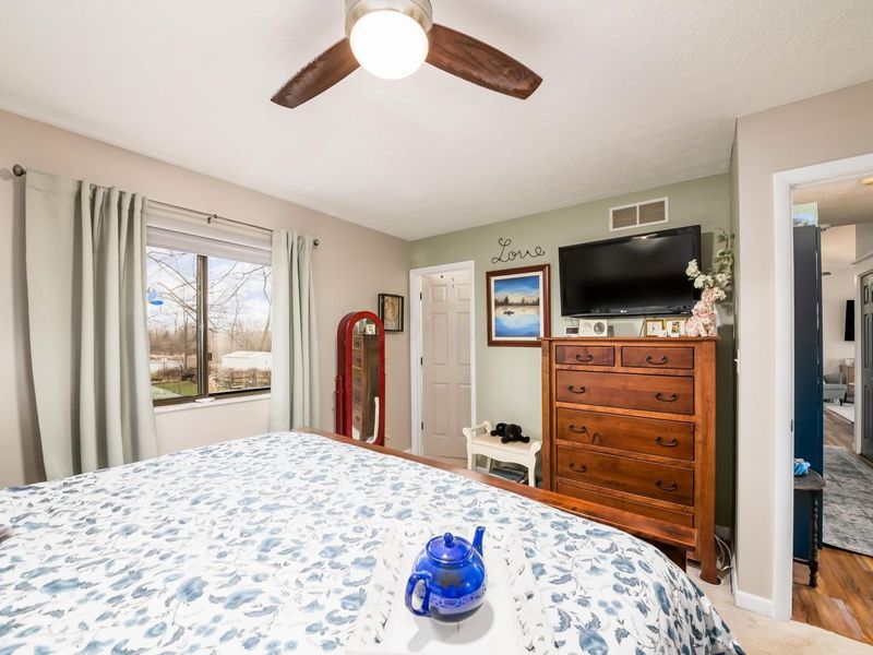 3870 Cypress Creek Drive, Columbus, OH 43228 Photo 19