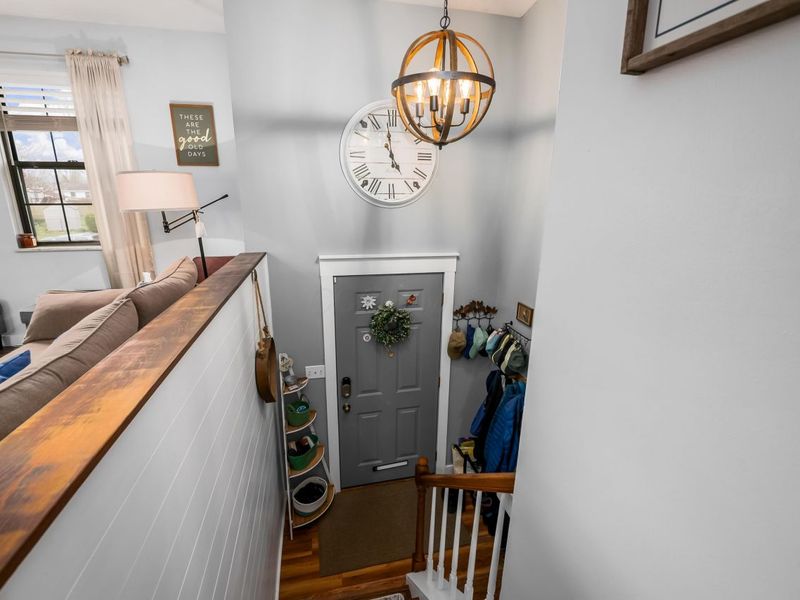 3870 Cypress Creek Drive, Columbus, OH 43228 Photo 3