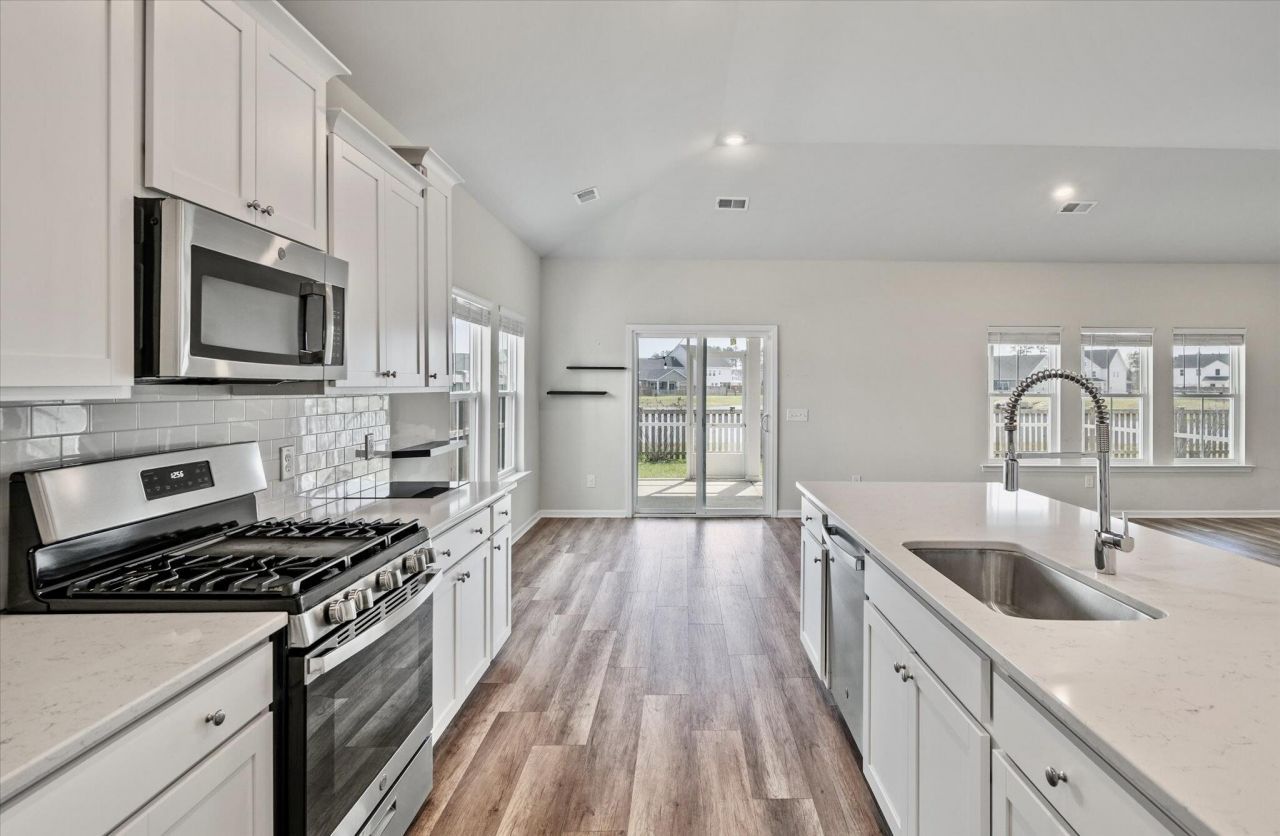 974 Arrowwood Way Photo 12