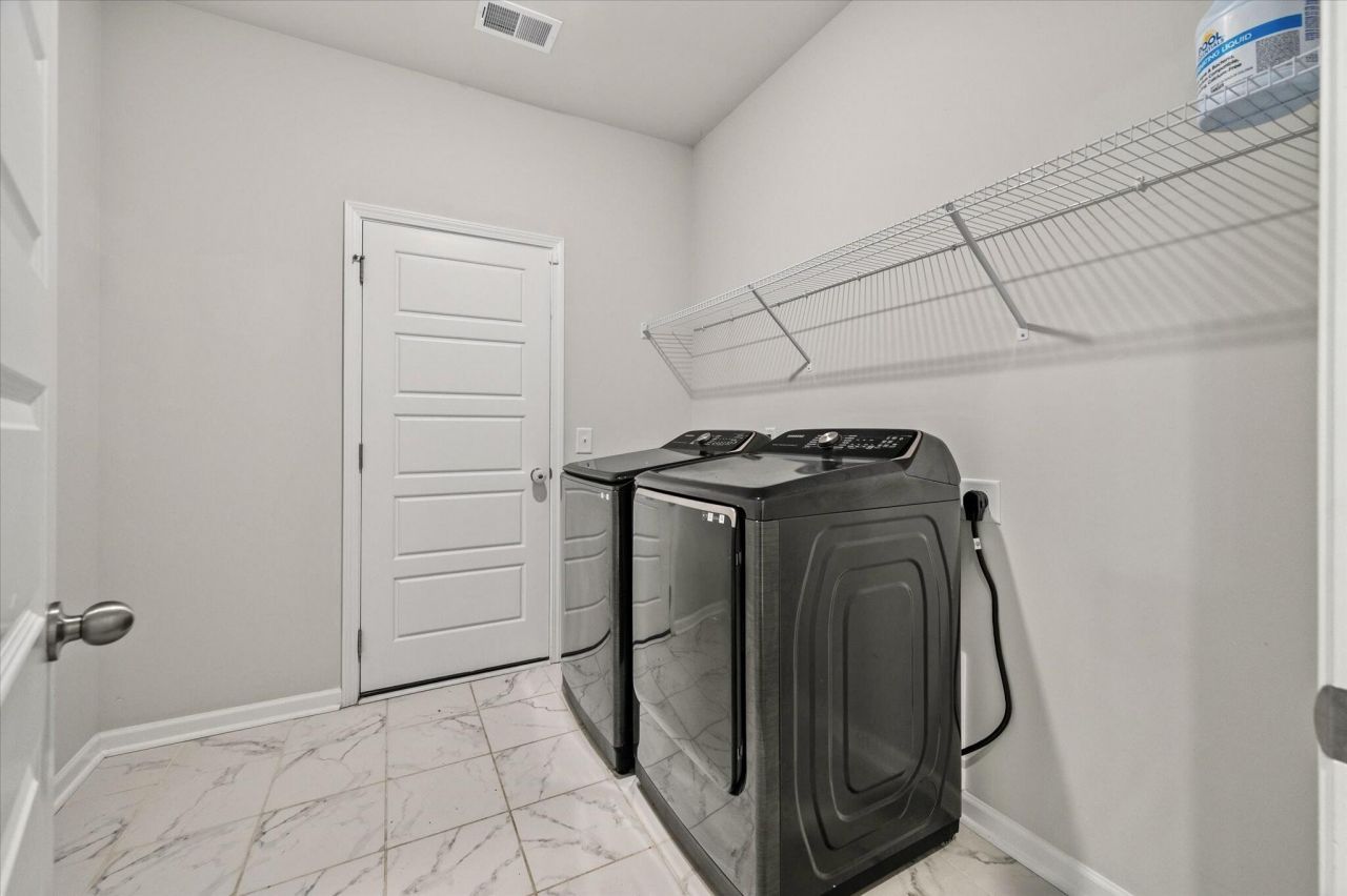 974 Arrowwood Way Photo 31