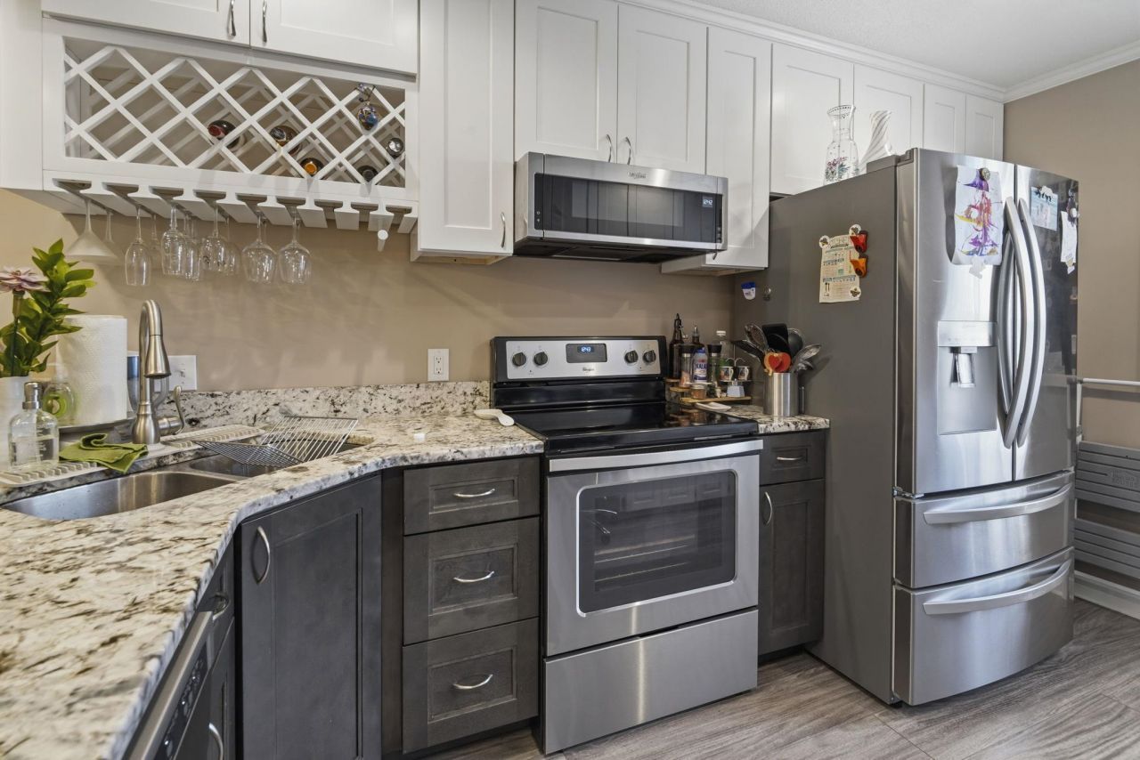 4840 Moss Creek Loop Photo 7