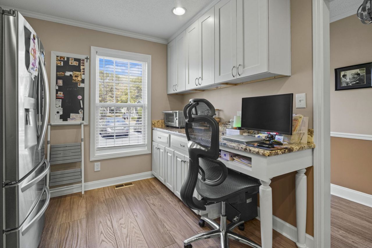 4840 Moss Creek Loop Photo 9