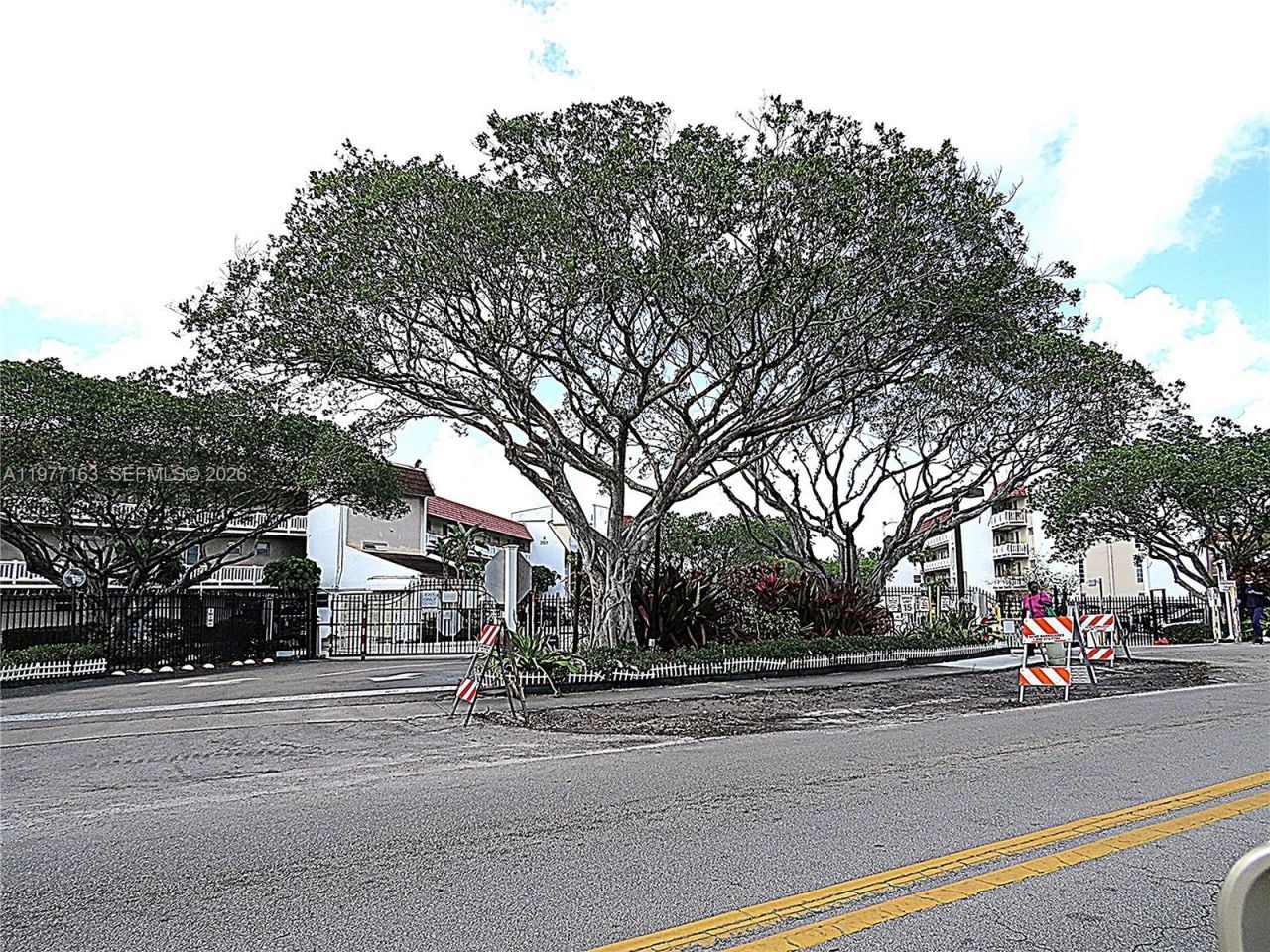 3591 Inverrary Dr, Unit 203, Lauderhill, FL 33319 Photo