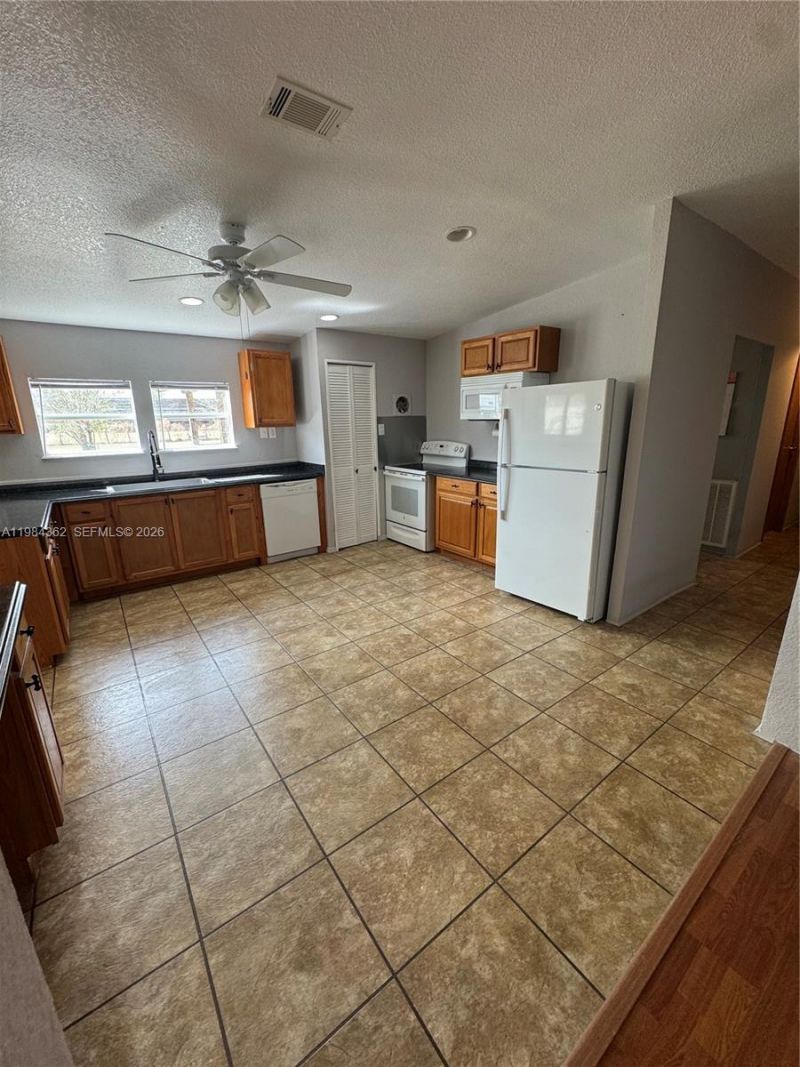 34 Ridge Rd, Frostproof, FL 33843 Photo