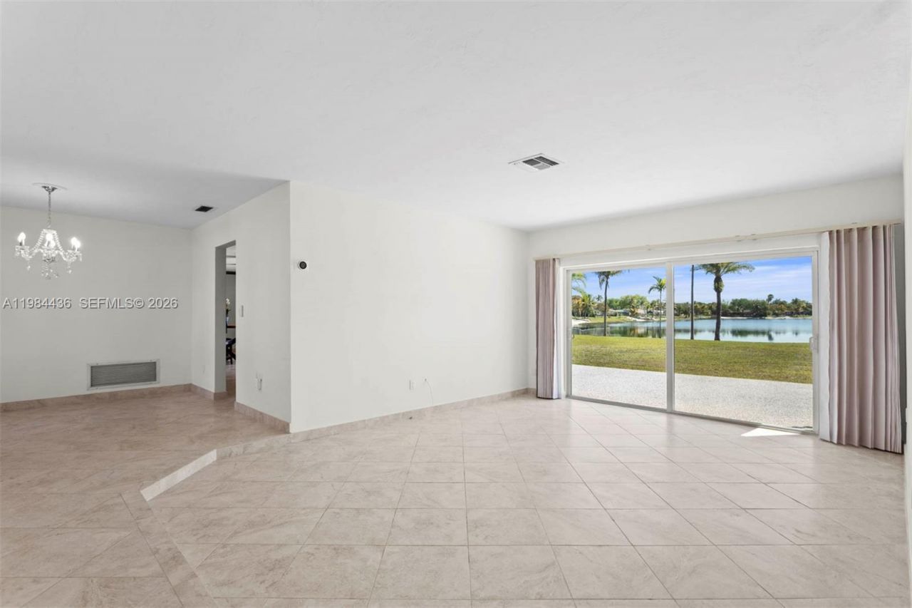 11807 SW 112th Ave, Miami, FL 33176 Photo