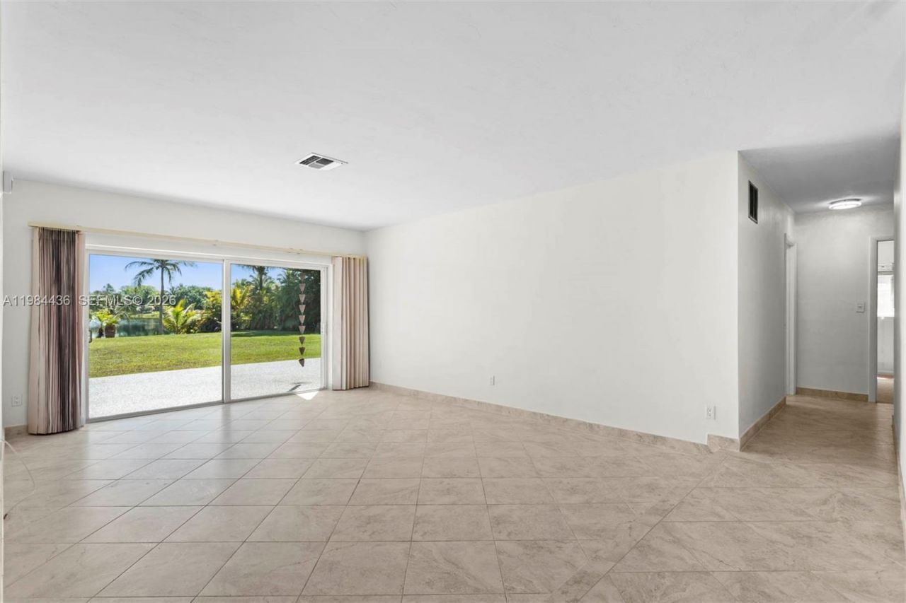 11807 SW 112th Ave, Miami, FL 33176 Photo