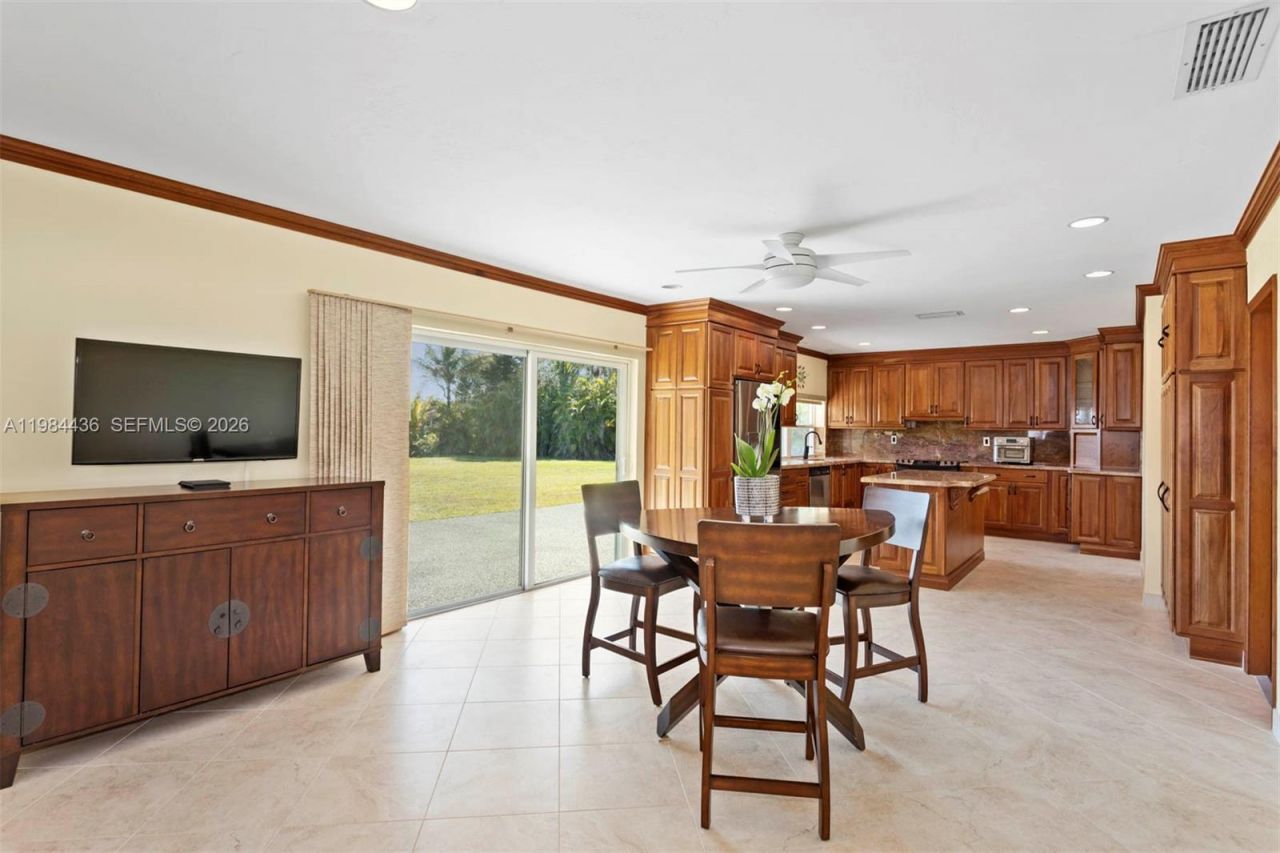 11807 SW 112th Ave, Miami, FL 33176 Photo